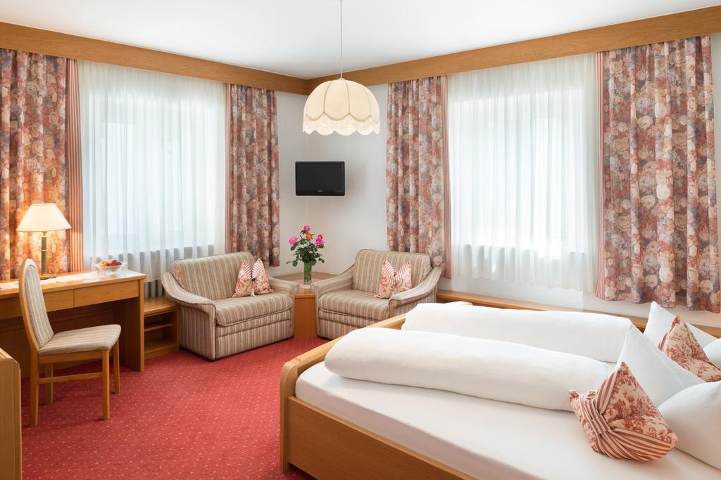 Hotel Zum Wolf 카스텔로토 객실 사진