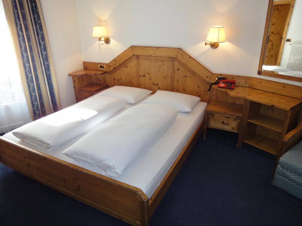 Hotel Zum Wolf 카스텔로토 객실 사진
